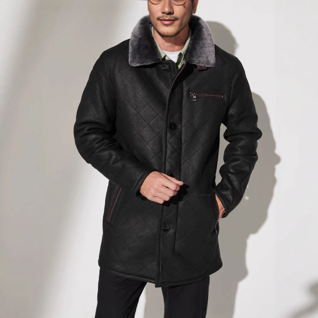 Gestepper Pelzmantel / Langer Mantel mit Kunstfell und Knöpfen