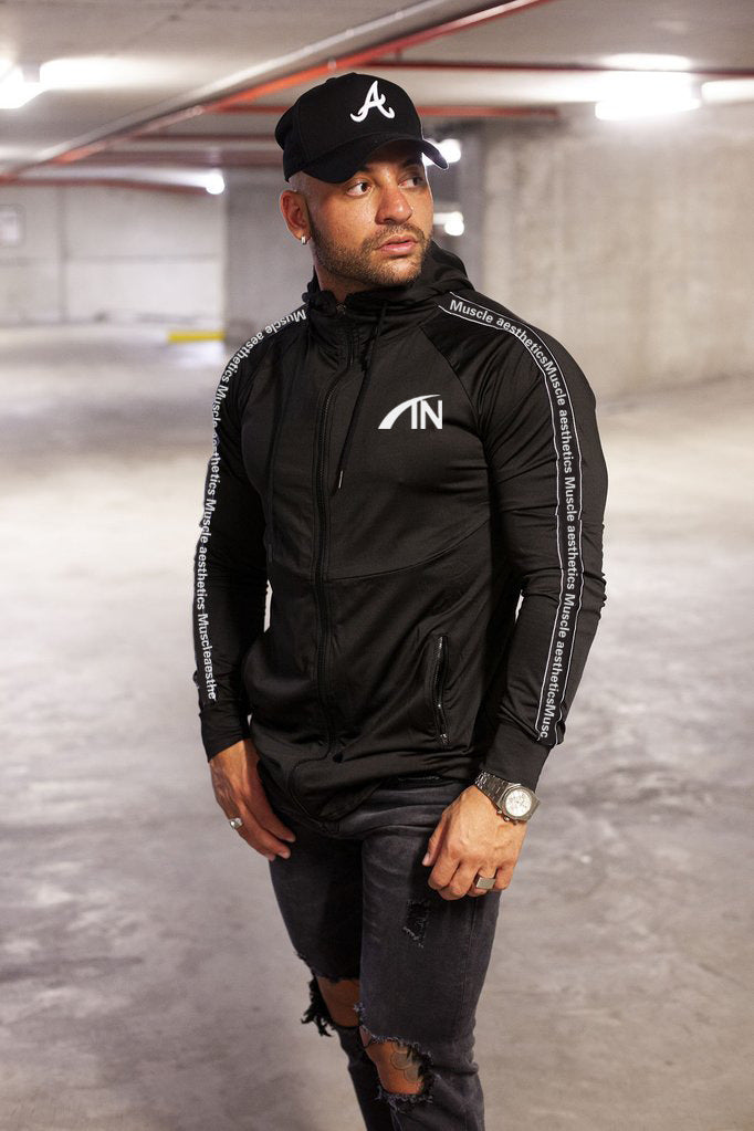 Fitness- und Freizeitjacke mit Kapuze