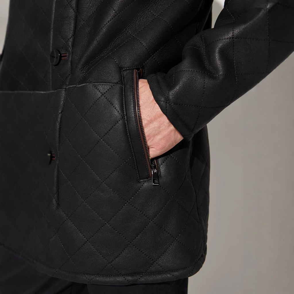 Gestepper Pelzmantel / Langer Mantel mit Kunstfell und Knöpfen