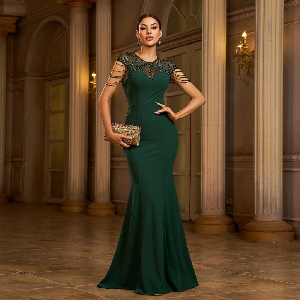 Elegantes Abendkleid – ärmellos, Rundhals, mit Pailletten · Slim Fit Sheath · Fishtail-Design für Bankett & Gala
